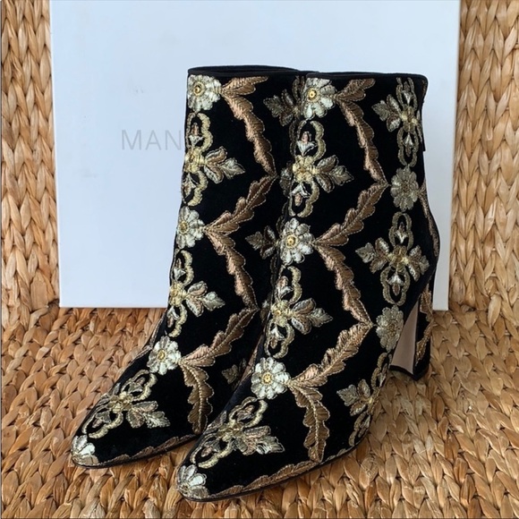 New! Manolo Blahnik Isola Black embroidered velvet bootie boots size 36.5 6.5 - Picture 13 of 15